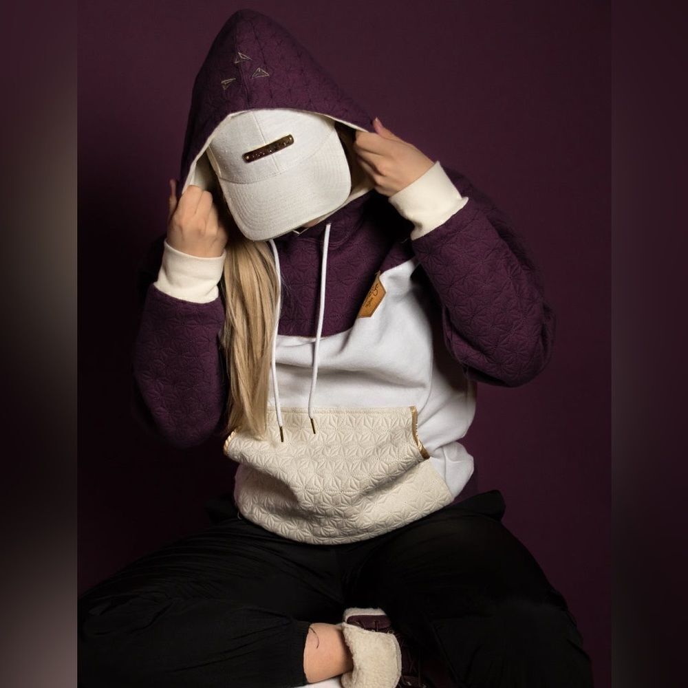 Mediums Collective Quilted Cut & Sew Hoodie - Maroon Wine - XL - Picture 2 of 11